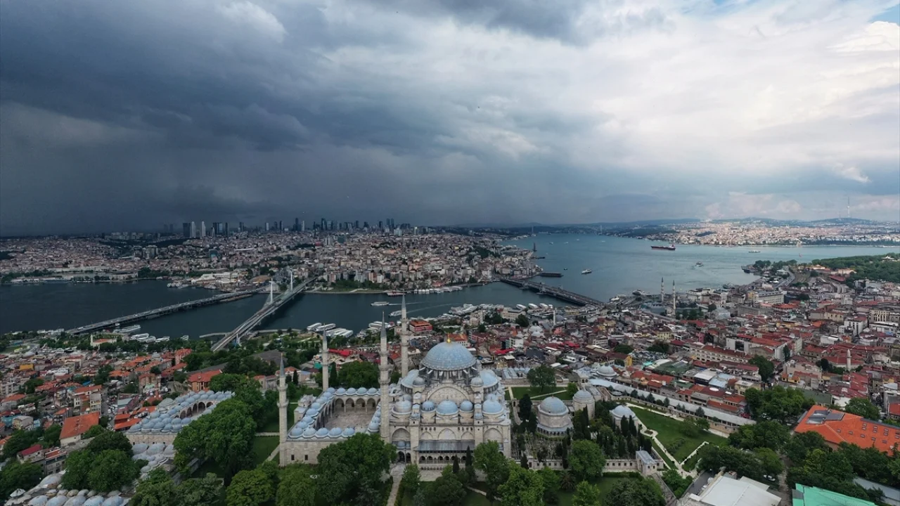 19 Ekim hava durumu: İstanbul parçalı bulutlu, yağış beklenmiyor