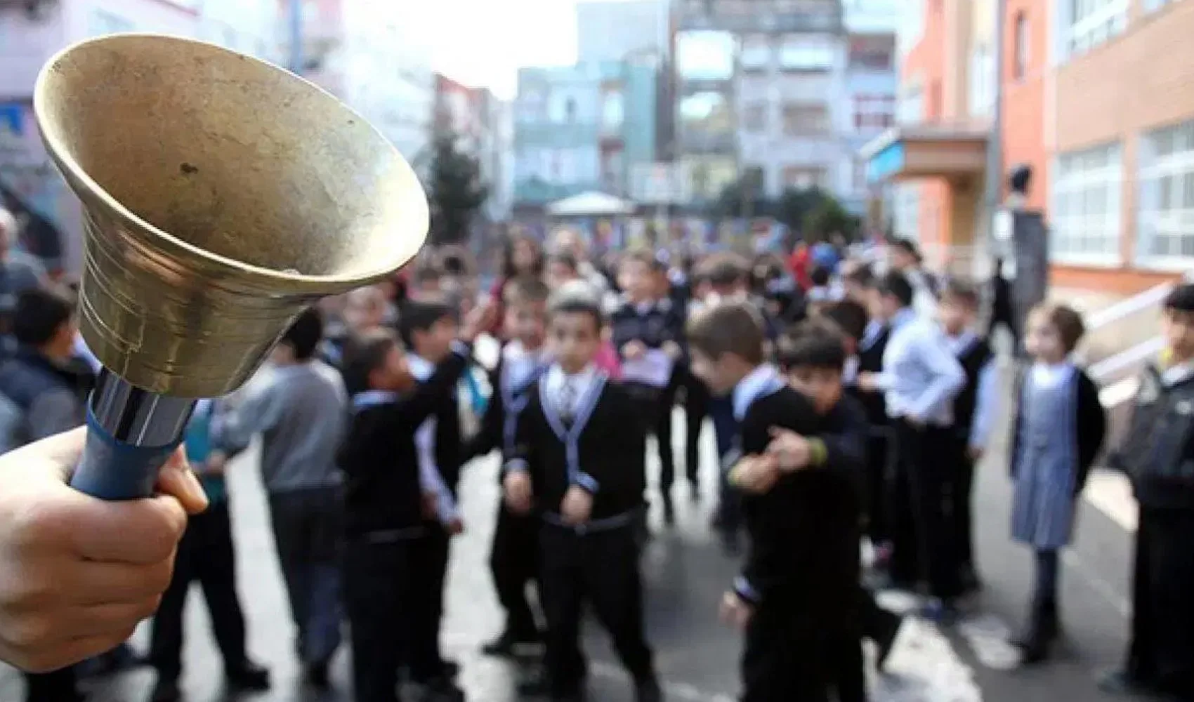 2026-kasim-ara-tatili-hangi-gun-basliyor-ogrencilere-9-gunluk-mola-mujdesi-1.webp