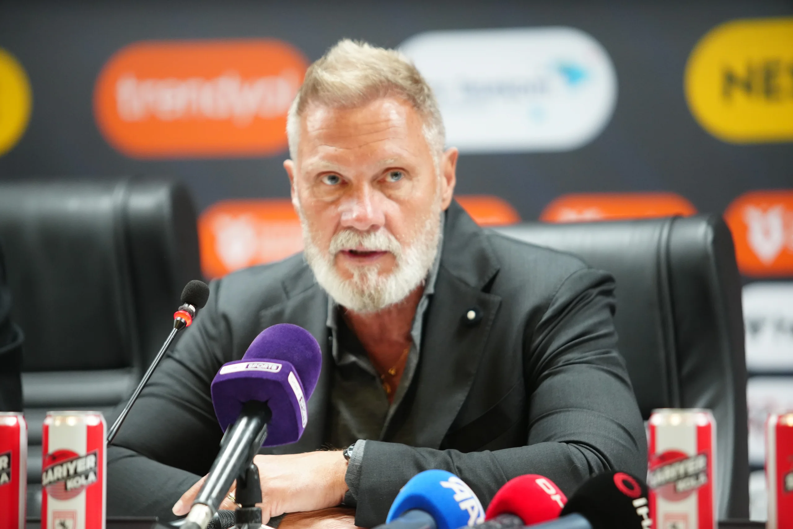 5 maçta 5 yenilgi sonrası ayrılık: Samsunspor'da Fink gitti