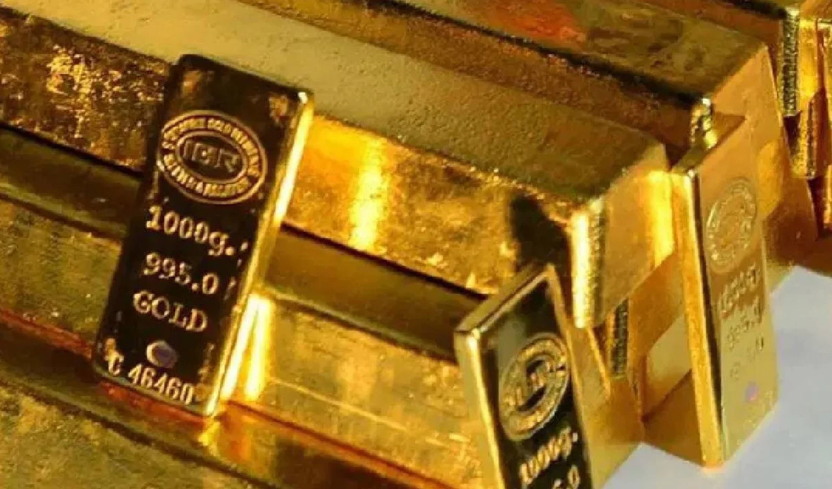 altin-4-158-dolar-civarinda-fed-beklentileri-yonu-belirliyor-1.webp