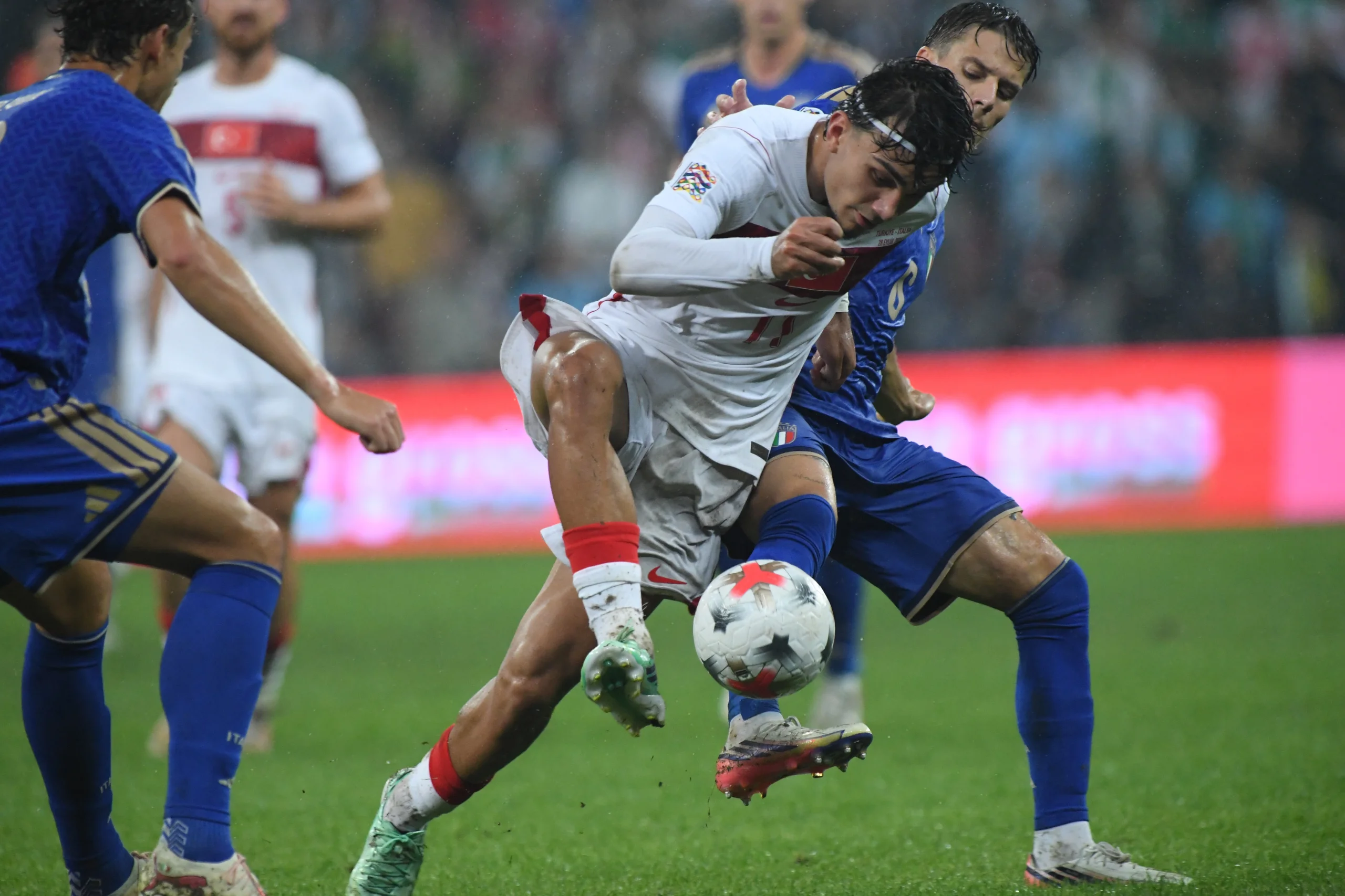 arda-guler-ve-baris-alper-yok-a-milli-takim-yarin-bologna-da-italya-deplasmaninda-2.webp