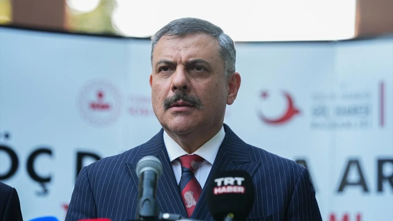 İçişleri Bakanı Çiftçi İstanbul'daki sel sonrası kayıp 4 kişi için arama çalışmalarını açıkladı