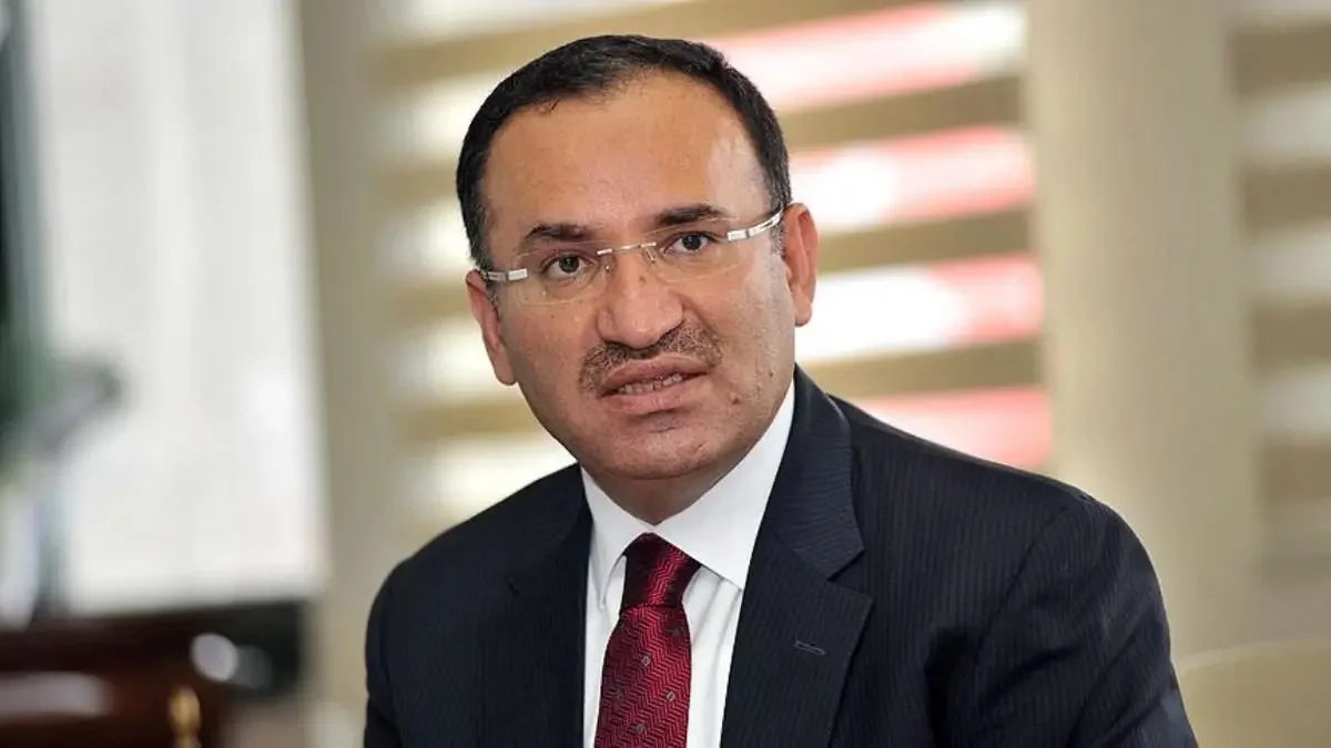 bekir-bozdag-istifa-etti-tbmm-baskanvekilligi-gorevini-birakti-1.webp