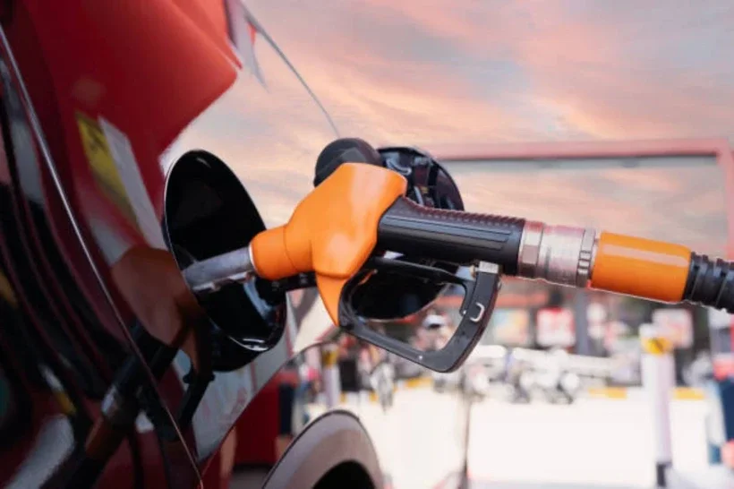 benzine-4-30-tl-indirim-geldi-20-ekim-2026-guncel-akaryakit-fiyatlari-2.webp