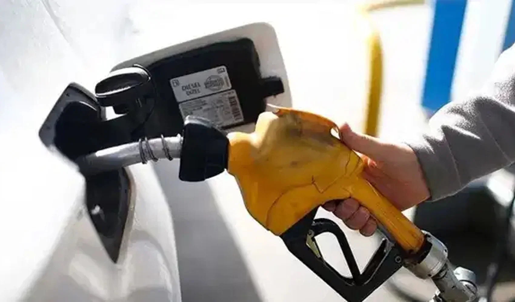 benzine-gece-yarisi-4-30-tl-indirim-bekleniyor.webp