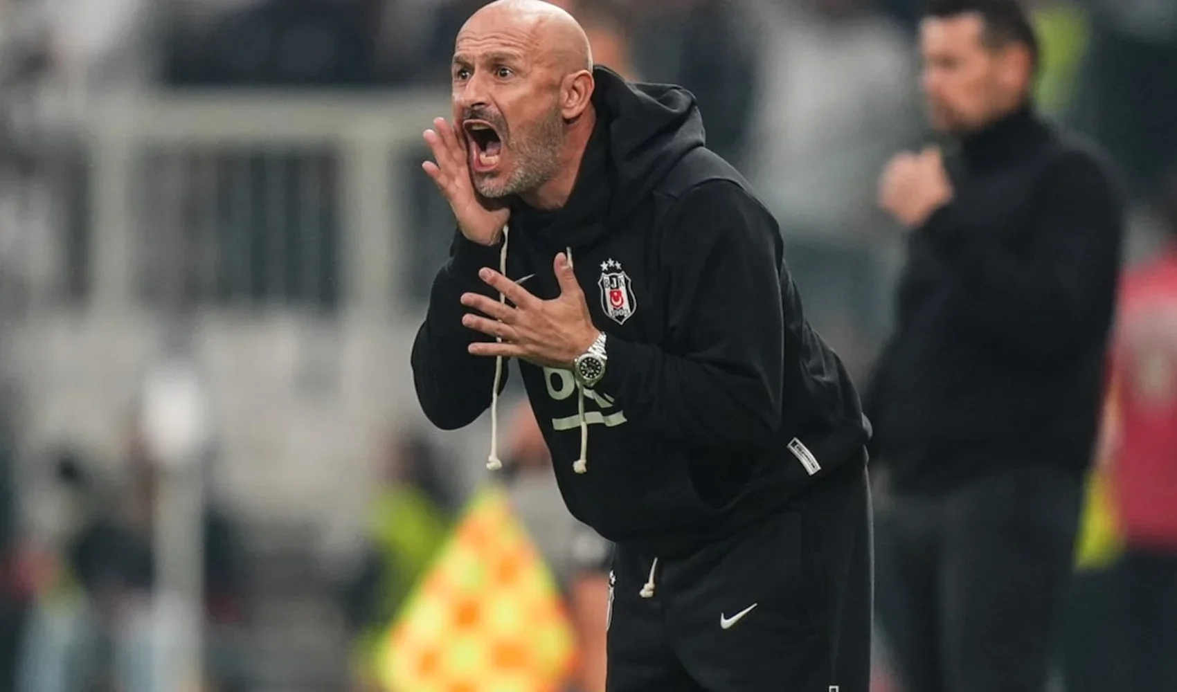 Beşiktaş’ın hocası Italiano: “Avrupa’da yenilmedik, seri sürüyor”