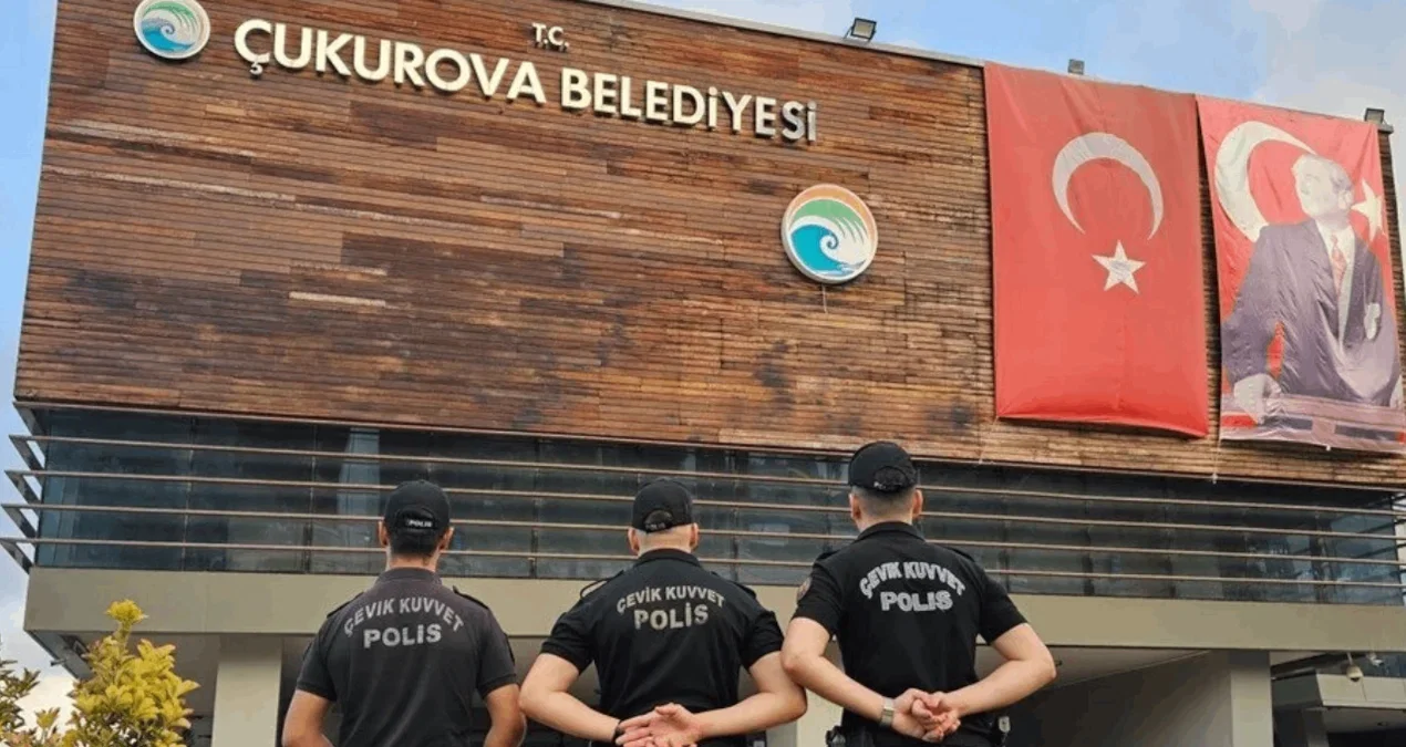 Çukurova Belediyesi'ne yolsuzluk operasyonu: Başkan Kozay dahil 44 gözaltı