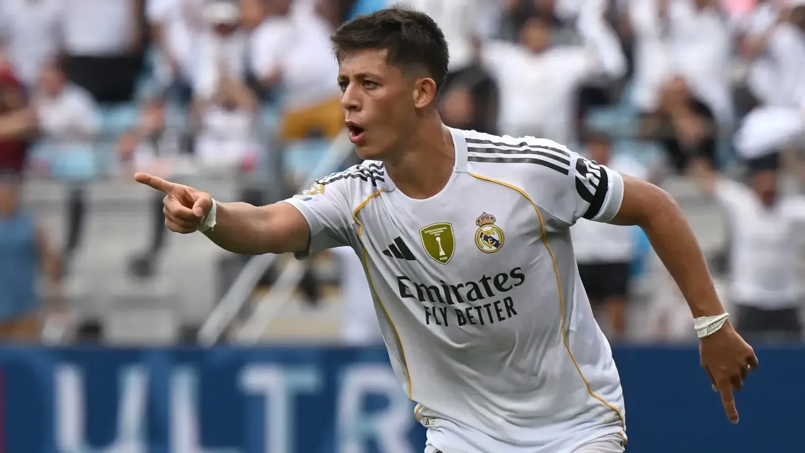 Fabrizio Romano duyurdu: Arda Güler Real Madrid ile 2032'ye kadar imzalıyor