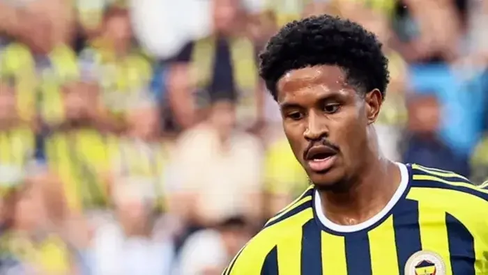 Fenerbahçe, Jayden Oosterwolde'yi 6 aylığına kiralamayı planlıyor