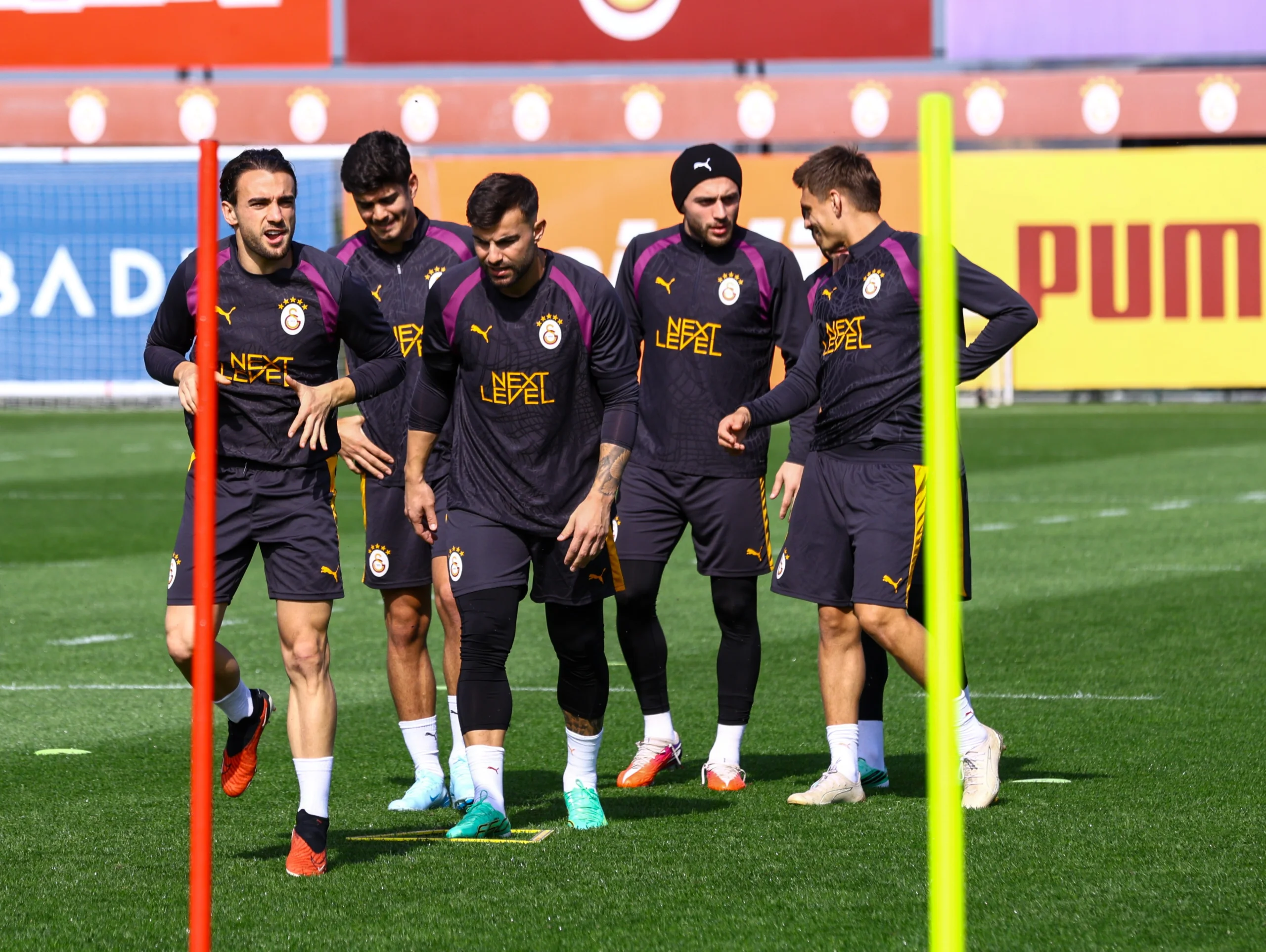 Galatasaray'ın Lille maçı kamp kadrosu açıklandı: Leao yok, Singo döndü