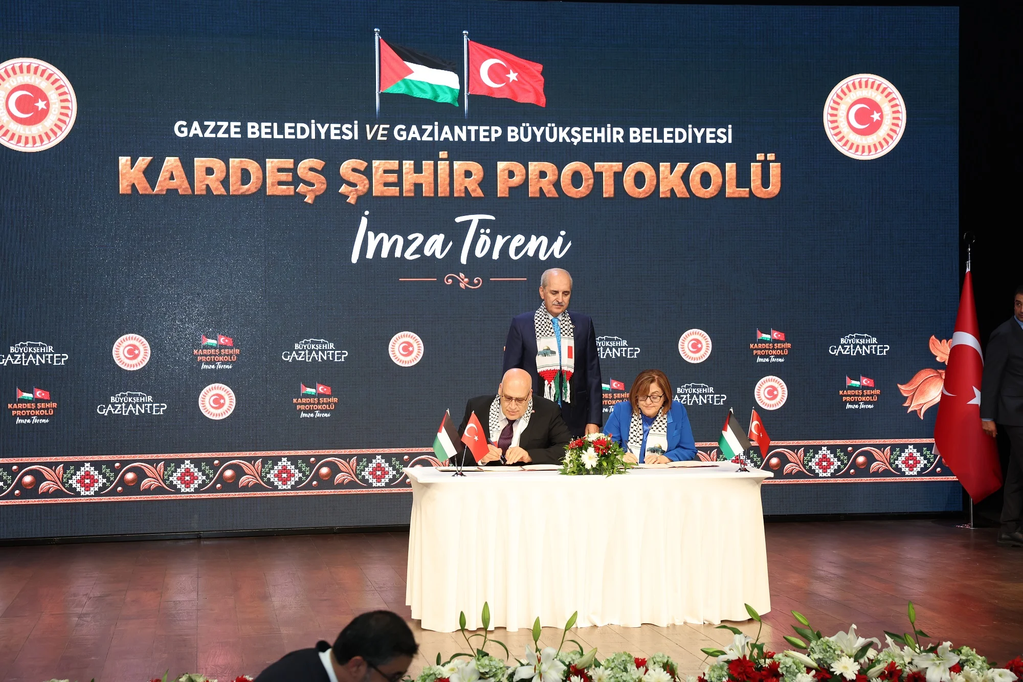 Gaziantep Büyükşehir Belediyesi ile Gazze Belediyesi kardeş şehir oldu