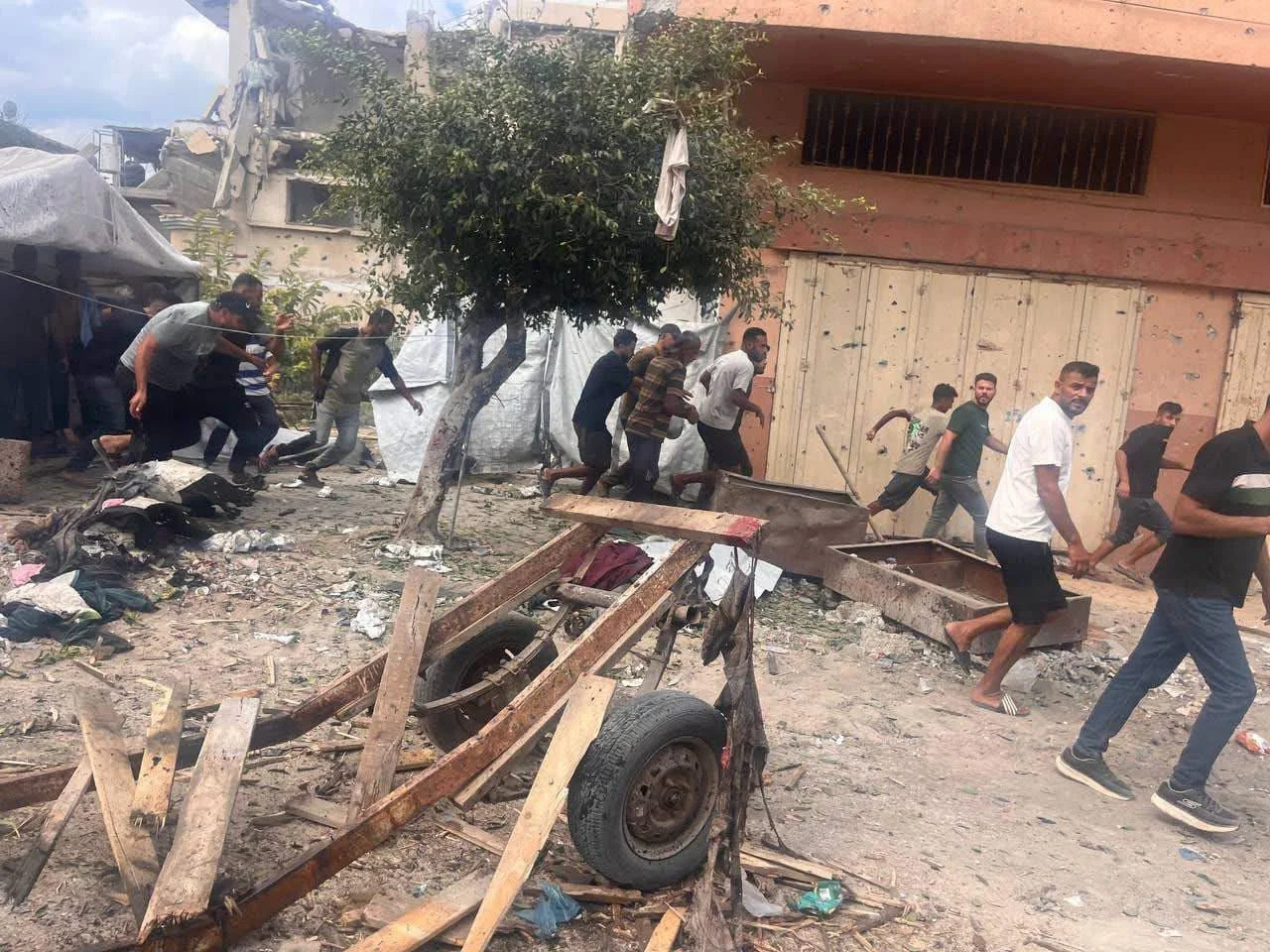 Gazze'de katliam ve işgal artıyor: İsrail El-Asala Apartmanı'nı hedef aldı