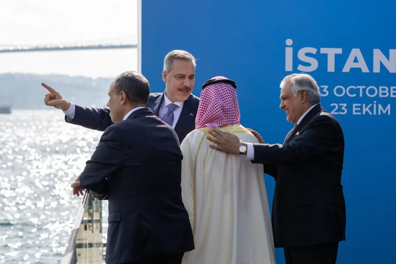 istanbul-da-8-ulke-bulustu-hakan-fidan-savasin-yayilmasini-istemiyoruz-dedi-1.webp
