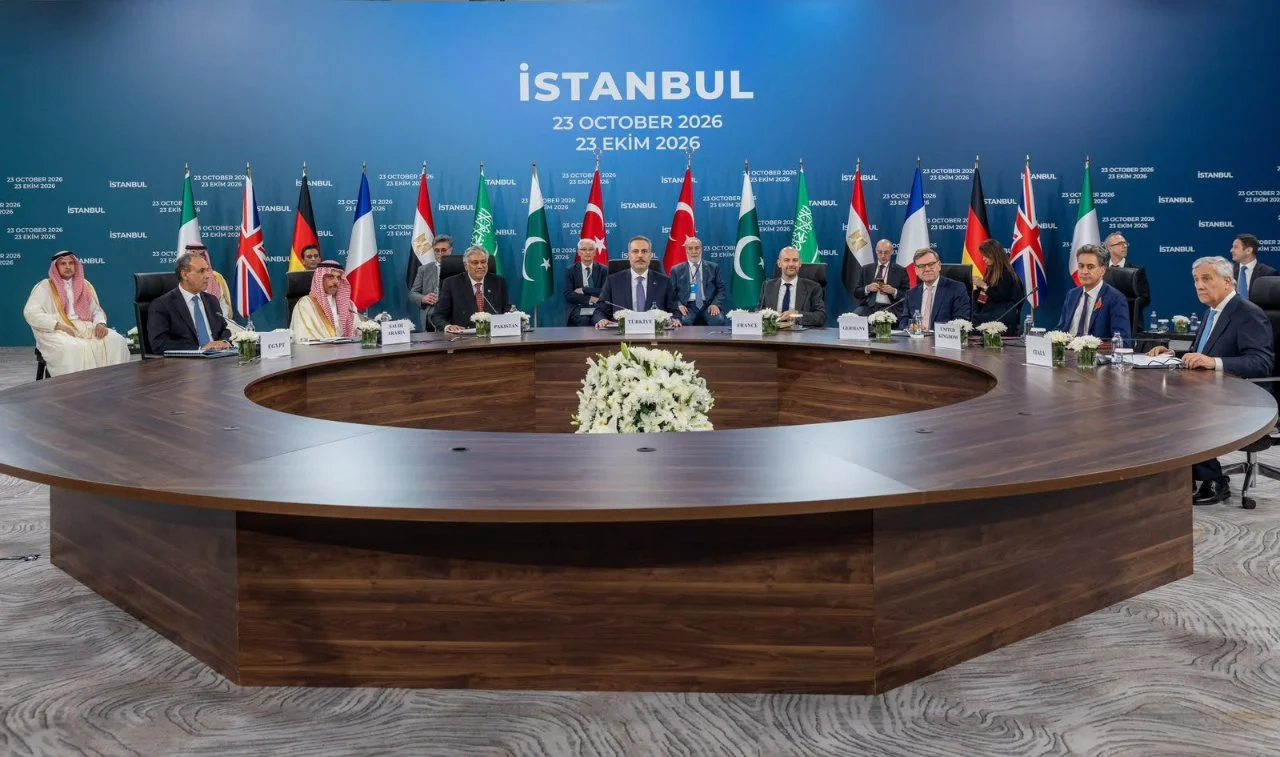 istanbul-da-8-ulke-bulustu-hakan-fidan-savasin-yayilmasini-istemiyoruz-dedi-2.webp