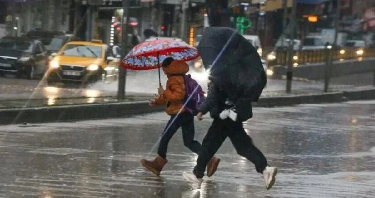 İstanbul’da okullar tatil mi? 30 Ekim yağış duyurusu var