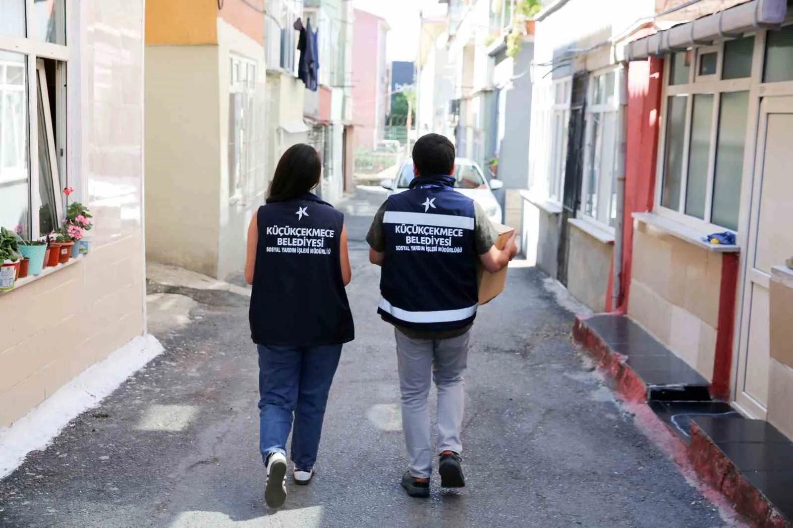 Küçükçekmece’de çölyak hastalarına glütensiz gıda kolisi yardımı
