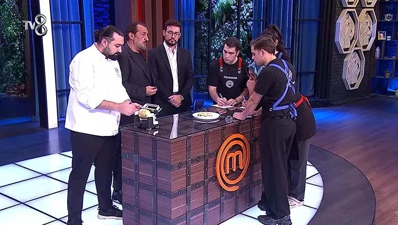 masterchef-kim-elendi-elenen-yarismaci-siringul-oldu.webp