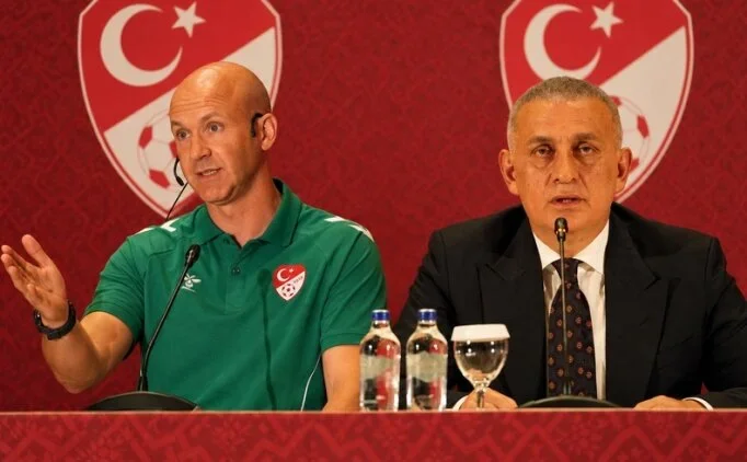 super-lig-de-hakem-atamalarini-gecici-cozum-hakemleri-anthony-taylor-belirleyecek.webp