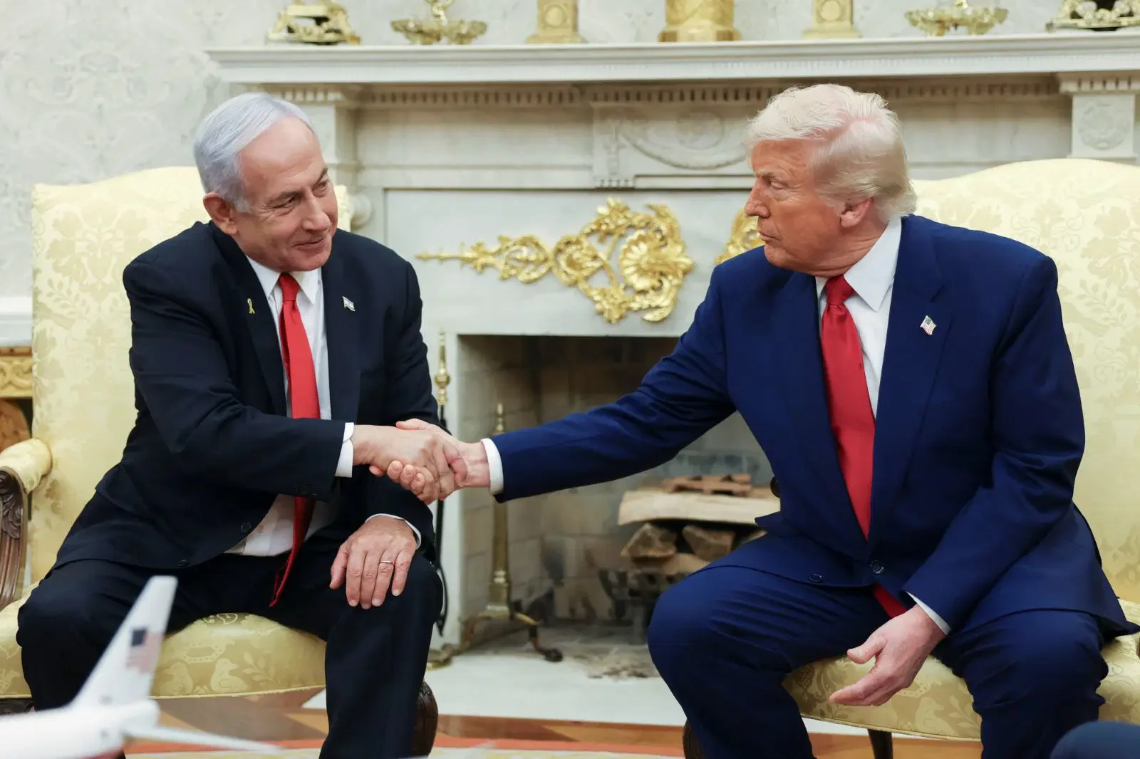 Trump'tan Netanyahu'ya övgü dolu sözler ve tam destek