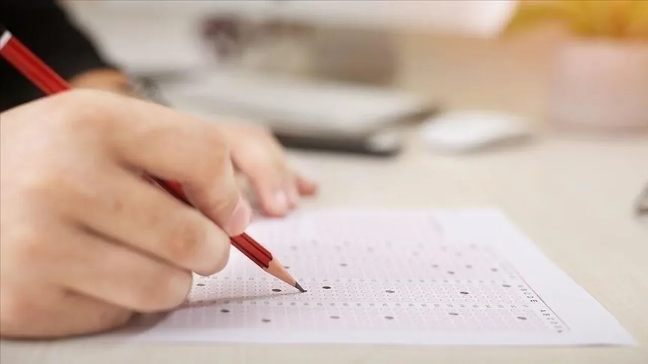12 Haziran okullar neden tatil? Hangi sınıflar etkileniyor? MEB açıkladı