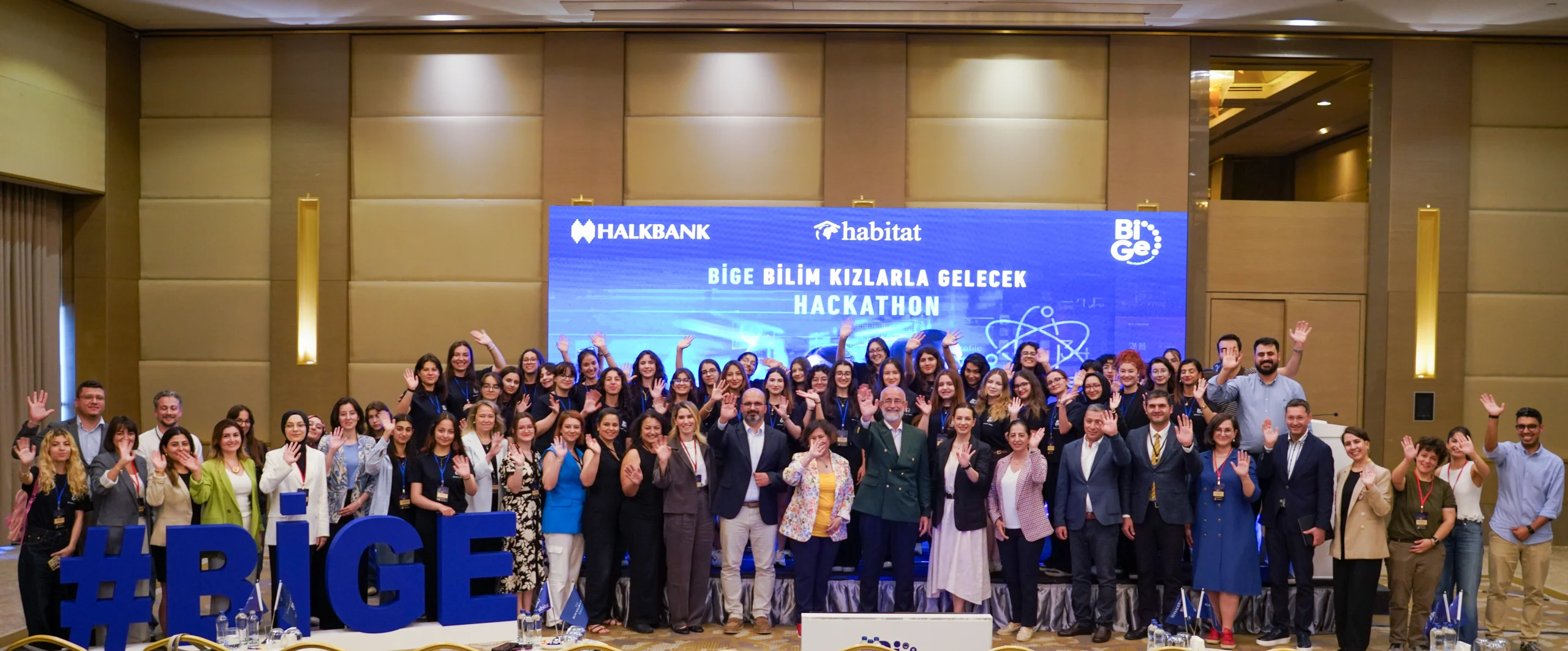 BİGE 2. Yılında Kadın STEM Girişimini Yükseltiyor: Hackathon ve Hızlandırma Programı Başarıyla Öne Çıkıyor