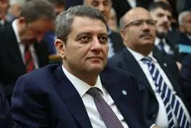 Ersin Beyaz kimdir, ne iş yapıyor? AK Parti'ye geçen milletvekilinin biyografisi