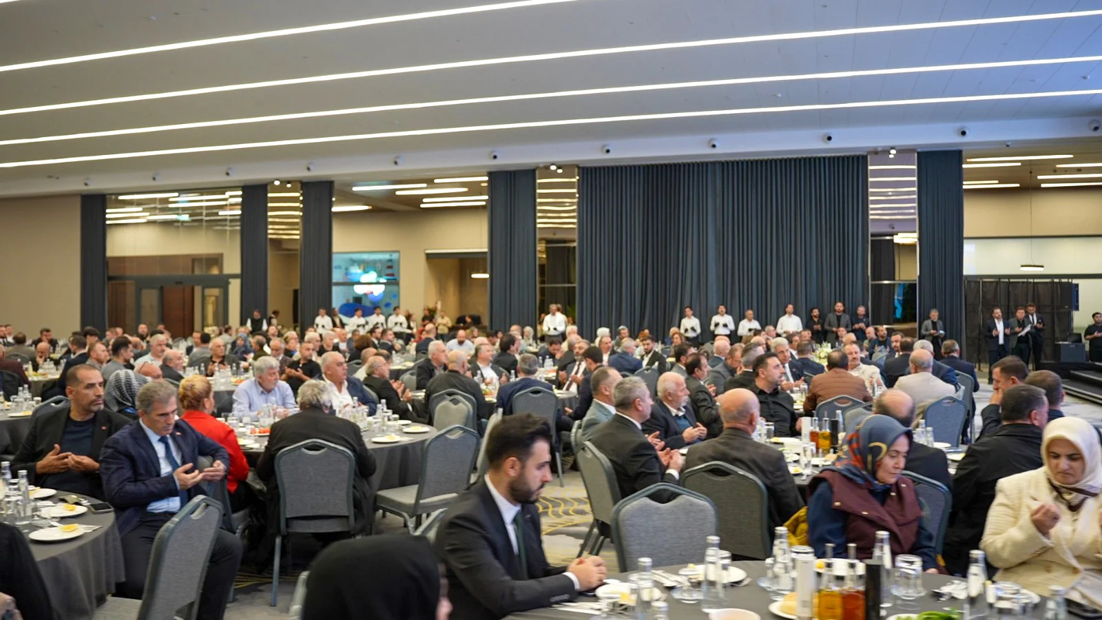 Taşyapı Şişli ve Emrullah Turanlı’nın Toplumsal Sorumluluk Yolculuğu: Dayanışma ve Değerler Yeni Bir Şekilde İnşa Ediliyor